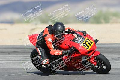 media/Nov-16-2025-Race Pace (Sun) [[8c5fa54630]]/Verified Riders/5-Turn 9 (1135am)/